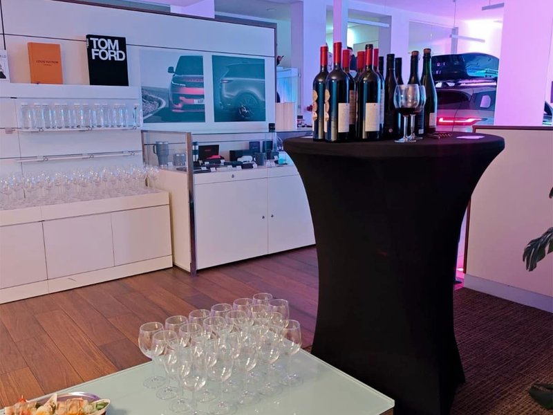 Pokaz mody podczas Fashion & Night — Kapka Wina Tychy w tle