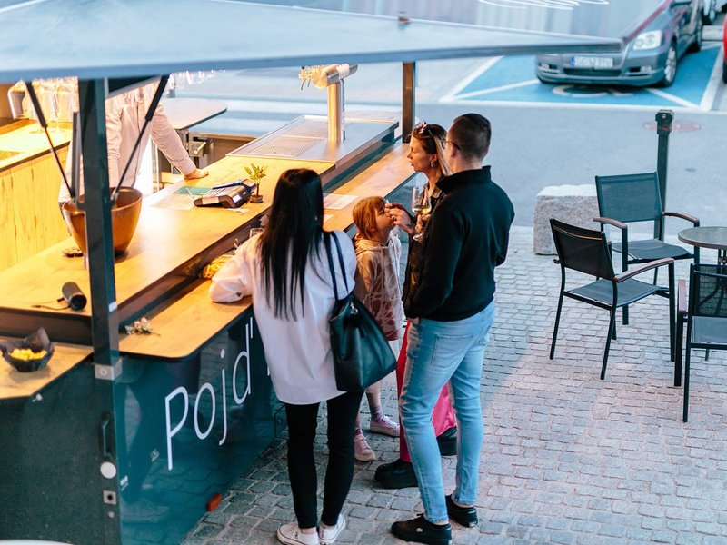Nowy salon Kapka Wina Katowice przy ul. Dworcowej 8 — oficjalne otwarcie